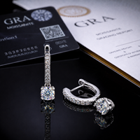 Boucles d'oreilles pendantes créoles délicates en moissanite, en argent sterling S925 plaqué or 18 carats, testées positivement au testeur de diamant, style Iced Out, bijoux fins