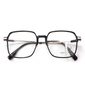แว่นสายตาอ่านหนังสือทรงบางปี <span class=keywords><strong>2026</strong></span> ป้องกันแสงสีฟ้า เปลี่ยนสีอัตโนมัติ กรอบสี่เหลี่ยม เลนส์พีซี สำหรับสายตายาว มีสินค้าพร้อมส่ง - Product Image 5