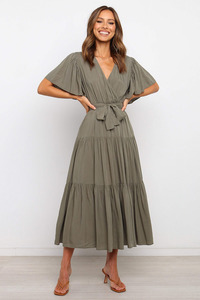 2025 nuovo Design caldo moda <span class=keywords><strong>Abaya</strong></span> donna collo a V maniche corte cravatta vita Maxi abiti con ciondolo - Product Image 4