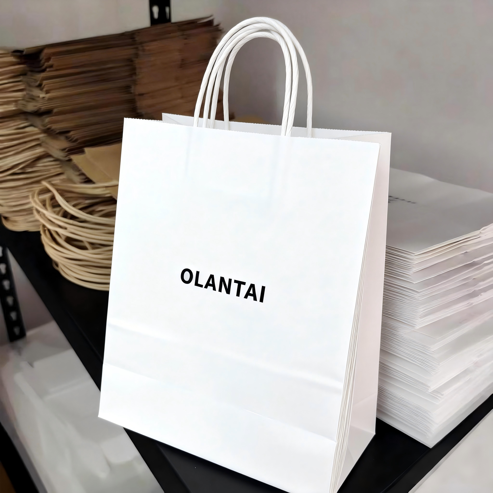 Wholesale Custom Luxury Kraft Paper Bags Brown White Packaging Recyclable Durable Printed Shopping Bag Ribbon Handle Your Own