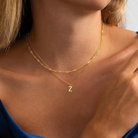 Collier à pendentif lettre double couche chaîne torsadée, tendance et polyvalent, accessoire féminin très prisé