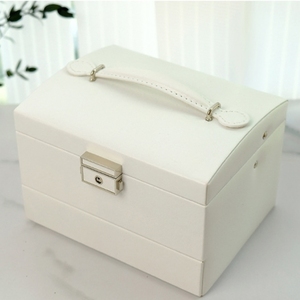 Lancement d'un nouveau produit : Étui à bijoux de grande capacité avec miroir, étui à bijoux portable de voyage, boîte à bijoux - Product Image 3
