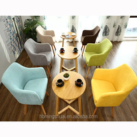 Canapés de salon européens en gros, fauteuil individuel, pieds en bois massif, tabouret de négociation créatif pour café, ensemble de canapés, meubles