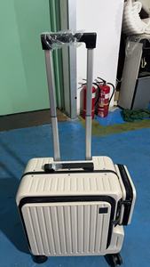 Produits Tendances 2025 Nouveautés Valise Trolley de Voyage 18 Pouces à Roues Pivotantes pour Affaires et Mode, <span class=keywords><strong>Bagage</strong></span> Cabine Designer - Product Image 4