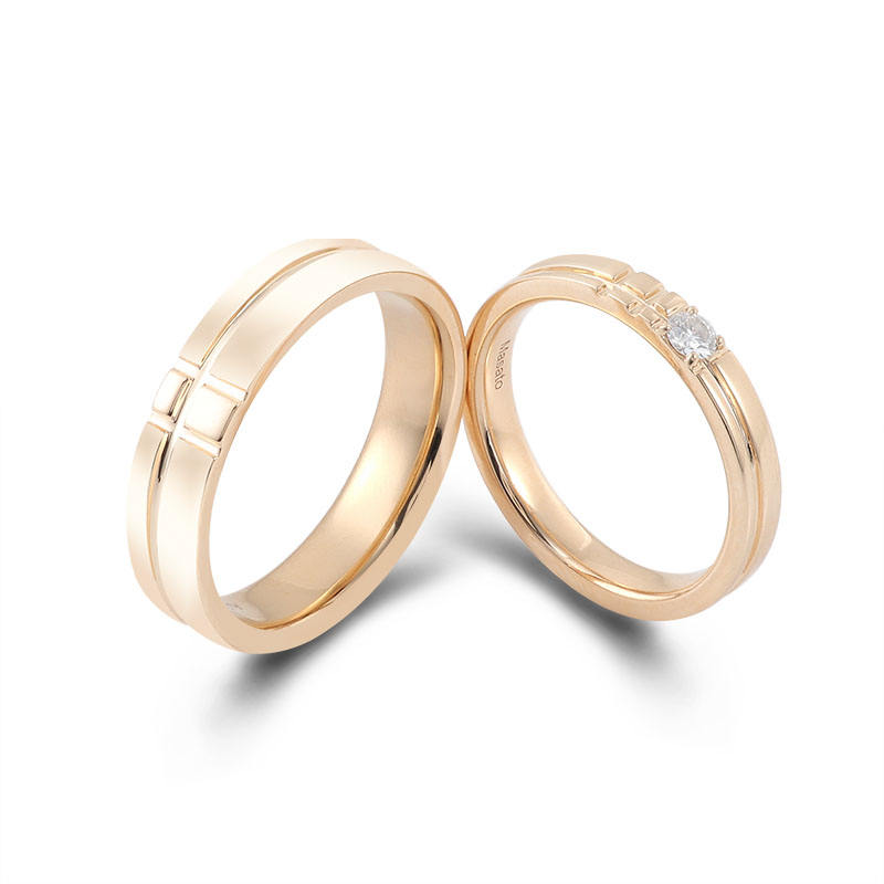 สีเหลืองทอง