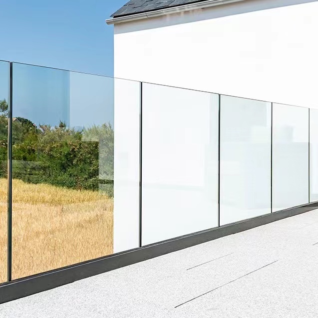 Exterior Balcony Aluminum U Channel Frameless