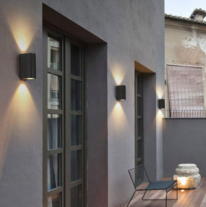 Lámpara de Jardín Exterior de 12W con Doble Cabezal, <span class=keywords><strong>Luminarias</strong></span> LED Nocturnas Únicas a Prueba de Agua con Base de Aluminio - Product Image 4