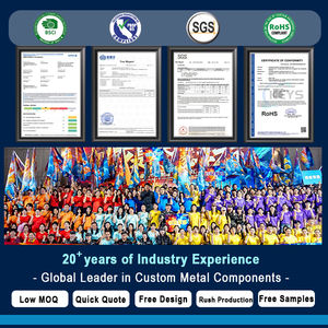 En Stock barato al por mayor personalizado rosa dorado mosquetón llavero Mini botella de agua Clip mosquetones en forma de corazón para la joyería - Product Image 5