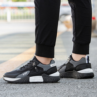 Vente en gros de baskets décontractées pour hommes, design avec fermeture éclair latérale, antidérapantes, Zapatos De Hombre, chaussures de marche athlétiques, grandes tailles 39-48