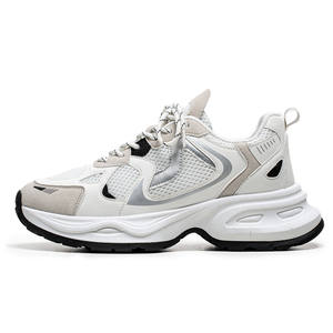 Baskets populaires pour hommes chaussures décontractées à semelle augmentant la hauteur en PU de haute qualité pour hommes - Product Image 1