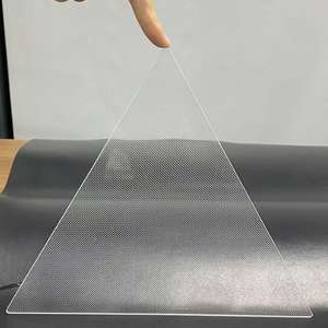 Triángulo Equilátero Personalizado LGP, Material Acrílico de Alto Brillo para Lámpara Colgante Geométrica Moderna de Rina Tech - Product Image 2