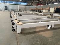 Machine de Pilates Reformer pliable en aluminium blanc, avec barre de repose-pieds réglable, pour entraînement commercial de fitness de haute qualité