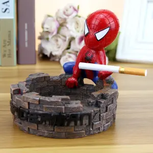 Jiayi creativo europa resina artigianato Spider Man posacenere ornamenti per la casa regali