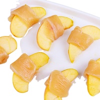 Friandises à mâcher en gros de viande de canard séchée par les fabricants, tranches de viande de canard enveloppées de poire/pomme, friandises pour chiens et chats