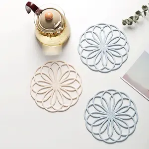 Round Heat Resistant Silicone Mat Drink Cup Coasters Non-slip Pot Holder Table Placemat Nordic Style Kitchen Accessories