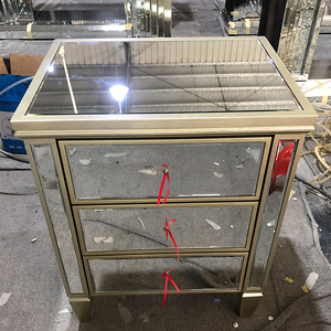 Factory Supply WXF-074 Golden Bedroom Furniture Luxury Nightstand With <strong>3</strong> <strong>Drawers</strong> Mirrored <strong>Bedside</strong> <strong>Table</strong> - Product Image 2