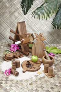 Ensemble de salières et poivrières en bambou de qualité supérieure, écologiques, durables, taille personnalisée, forme minimaliste, distributeurs d'épices, vaisselle de cuisine - Product Image 6