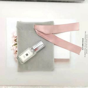 Pochette en velours avec cordon de serrage, broderie personnalisée du logo, sac cadeau de luxe, emballage cosmétique, sac de rangement en velours avec cordon de serrage - Product Image 3