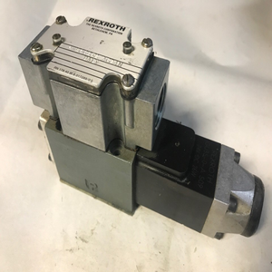 Control Hidráulico 4WE6GB52 / AG24N DALV 24V GU35 0 a 509 en Stock, Envío Rápido para PLC por DHL/UPS - Product Image 1