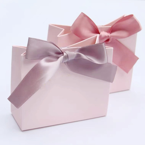 <span class=keywords><strong>Black</strong></span> <span class=keywords><strong>Friday</strong></span> Sacs <span class=keywords><strong>de</strong></span> shopping en papier personnalisés extra grands et larges <span class=keywords><strong>de</strong></span> <span class=keywords><strong>luxe</strong></span> avec logo - Product Image 5