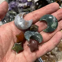 טבעי אבן יד מגולף קריסטל ברדוריט אוקיינוס ג 'ספר ירח וכוכבים גביש מלאכות בעלי החיים גילוף