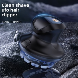 Tondeuse à cheveux professionnelle sans fil rechargeable avec design étanche IPX7 et affichage LED de la puissance pour hommes, usage domestique ou par un barbier - Product Image 4