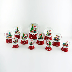 Nuova Esclusiva Sfera d'Acqua Natalizia con Cartoni Animati, Globo di Vetro Natalizio, Carillon con Neve Musicale, Regalo Originale - Product Image 5
