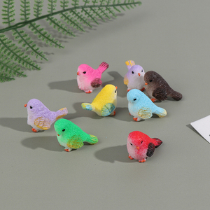 8 pezzi piccola statua Figurine ornamento miniature giocattolo per bambini decorazione regalo simpatico cartone animato colorato volare uccello <span class=keywords><strong>passero</strong></span> - Product Image 1
