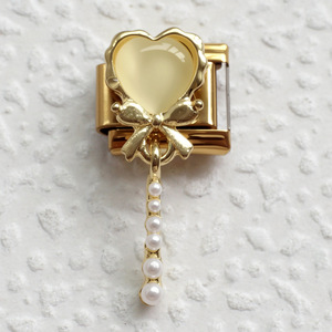 Abalorio Colgante Modular Delicado de Acero Inoxidable de 9mm con Flor Esmaltada, Corazón de Cristal CZ y Eslabones Italianos para Fabricación de Pulseras - Product Image 3