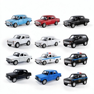 Voiture vintage russe en alliage moulé sous pression 1:18, 4 portes ouvrables, modèle avec son et lumière, fonction de recul, boîte acrylique et support rotatif à 360°, <span class=keywords><strong>cadeau</strong></span> pour enfants - Product Image 4
