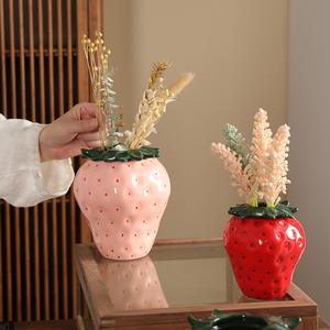 Strawberry Ceramic Vase Water Vase Modern Creative Home Living Room <strong>Dining</strong> <strong>Table</strong> Dried Flower Arrangement Decoration <strong>Ornament</strong> - Product Image 1