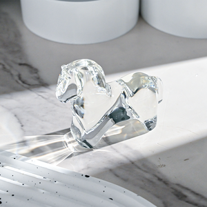 Phim Hoạt Hình Quà Tặng Sáng Tạo Pha Lê Thủ <span class=keywords><strong>C</strong></span>ông Mỹ Nghệ Thủy Tinh Động Vật Trang Chủ Bảng Trang Trí Dễ Thương Pha Lê Ngự<span class=keywords><strong>a</strong></span> Bứ<span class=keywords><strong>c</strong></span> Tượng Tốt Nhất Cho <span class=keywords><strong>C</strong></span>á<span class=keywords><strong>c</strong></span> Sự Kiện Khuyến Mãi - Product Image 4