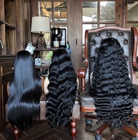 Prix d'usine en gros Cheveux humains bruts bouclés indiens, cheveux vietnamiens, cheveux ondulés naturels cambodgiens, cheveux bouclés naturels birmans, cheveux bouclés caribéens