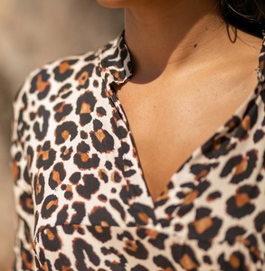 Robes classiques en mousseline de soie à manches longues, vente en gros - Product Image 4