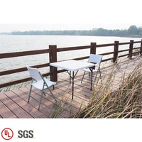 Ensemble table et chaises pliantes en plastique blanc pour les repas Tables et chaises carrées pliantes d'extérieur pour les événements