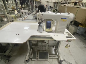Macchina da Cucire Manuale JUKI DP-2100 Usata per Ingegneri e Sarti - Product Image 3
