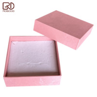 ROGOOD Boîte d'emballage rigide pour bijoux en papier texturé rose spécial pour bijoux de mode 90x90x30mm avec insert en mousse P2253