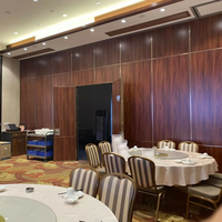 Cloison mobile pliable insonorisante facile à installer, épaisseur 65 mm, en tissu avec cadre en aluminium, ignifuge et écologique, pour restaurant