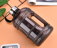 Bouteilles d'eau de sport personnalisées, écologiques, minimalistes, de 2,2 L, en gros