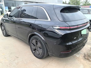 Li Auto 2024 L7 Pro Usado, SUV Automático EREV de Rango Extendido, Motor Dual, Tracción en las Cuatro Ruedas, Auto Familiar de Lujo, Volante a la Izquierda, en Venta - Product Image 2
