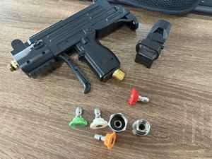 Pistolet de lavage de <span class=keywords><strong>voiture</strong></span> <span class=keywords><strong>haute</strong></span> <span class=keywords><strong>pression</strong></span>, pistolet à eau de <span class=keywords><strong>nettoyage</strong></span> amusant, pistolet de lavage de <span class=keywords><strong>voiture</strong></span> simulé type fusil, gants de lavage de <span class=keywords><strong>voiture</strong></span> en mousse - Product Image 6