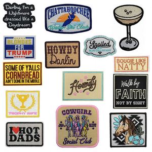 Patch brodé thermocollant Howdy Cowboy I love Dads Cowgirl pour la décoration de vêtements, chapeaux et sacs - Product Image 1