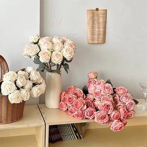 Bouquet de marguerites artificielles réalistes faites à la main, style moderne, fleurs en soie pour Pâques, Noël, la Saint-Valentin, mariage, anniversaire - Product Image 4