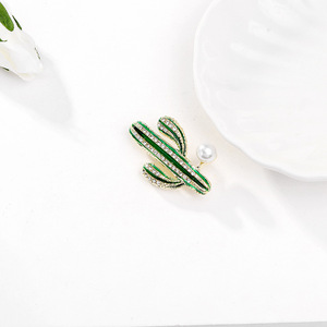 เข็มกลัดเพชรรูปกระบองเพชรสีสวยสง่าพร้อมไข่มุกและพลอยเทียมพืชปลอดภัยเครื่องประดับสำหรับผู้หญิงผู้ชายสำหรับงานแต่งงาน - Product Image 4