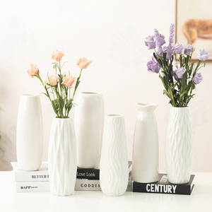 Vase en céramique blanc brillant de qualité supérieure avec fonction hydroponique pour la décoration de salon, table à manger, fleurs séchées - Product Image 2