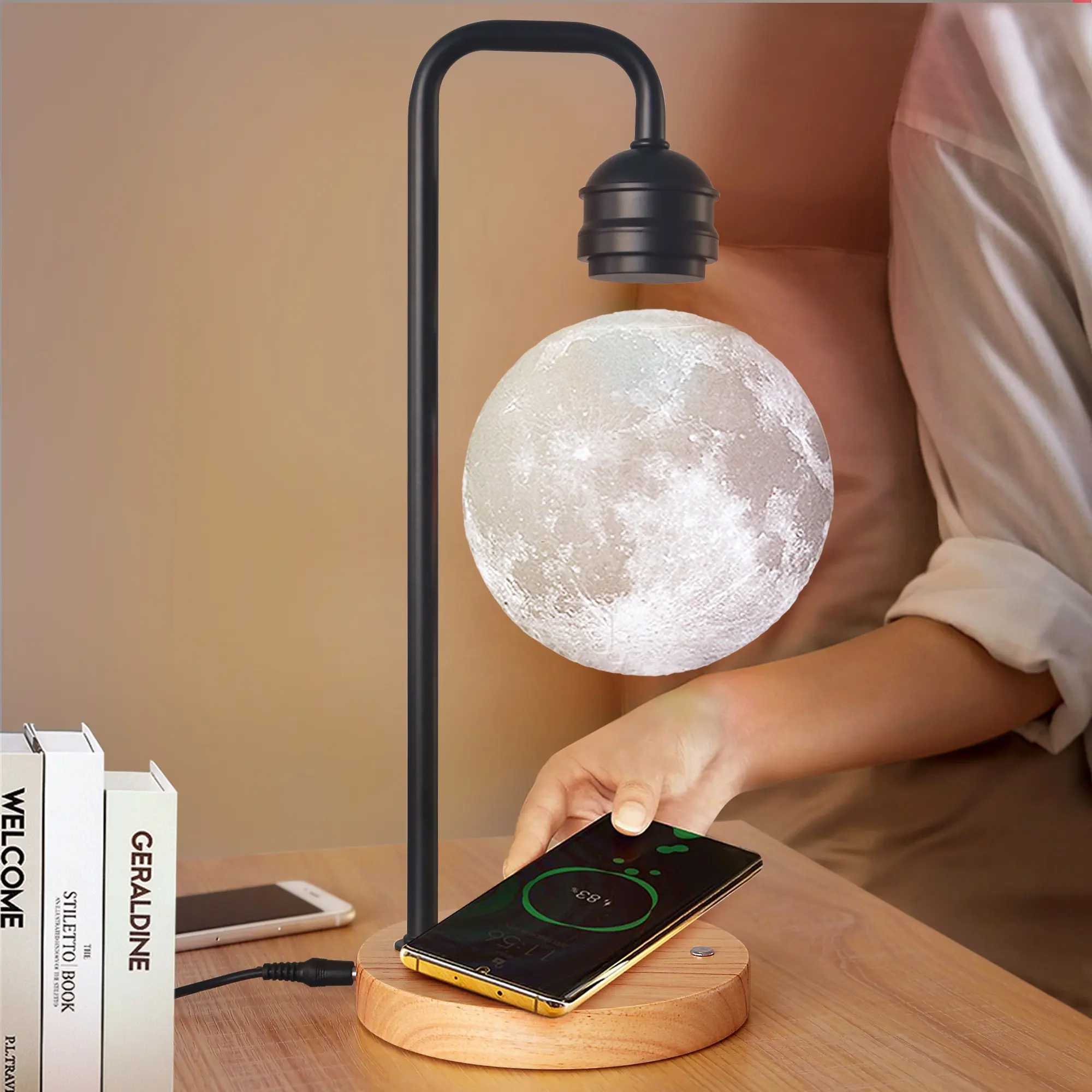 2023 Amazon Hot-seller Drop Shipping tavolo galleggiante levitazione 3D Moon caricabatterie Wireless LED colore lampada da tavolo levitante magnetica