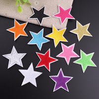 Patchs brodés étoiles colorées 4,2x4,9 cm à thermocoller pour vêtements et sacs, badge décoratif