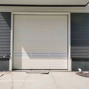 Puerta plegable <span class=keywords><strong>de</strong></span> alta velocidad <span class=keywords><strong>de</strong></span> <span class=keywords><strong>aluminio</strong></span> naranja Seguridad automática y protección del medio ambiente Persiana enrollable para uso en almacén - Product Image 3