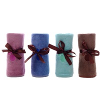 Collection de serviettes de toilettage en microfibre pour animaux de compagnie logo brodé de patte d'animal de compagnie pour petite, moyenne, grande taille serviette de couleur personnalisée