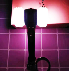 พวงกุญแจแบบแท่งไฟทำจาก3D แบบ <span class=keywords><strong>kpop</strong></span> - Product Image 2
